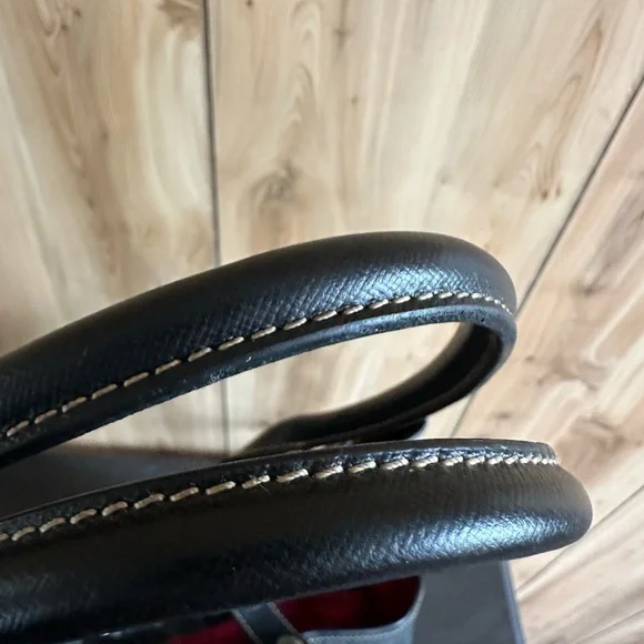 Vintage Dooney & Bourke Red Interior Large Purse/Tote with flaws - Picture 6 of 15